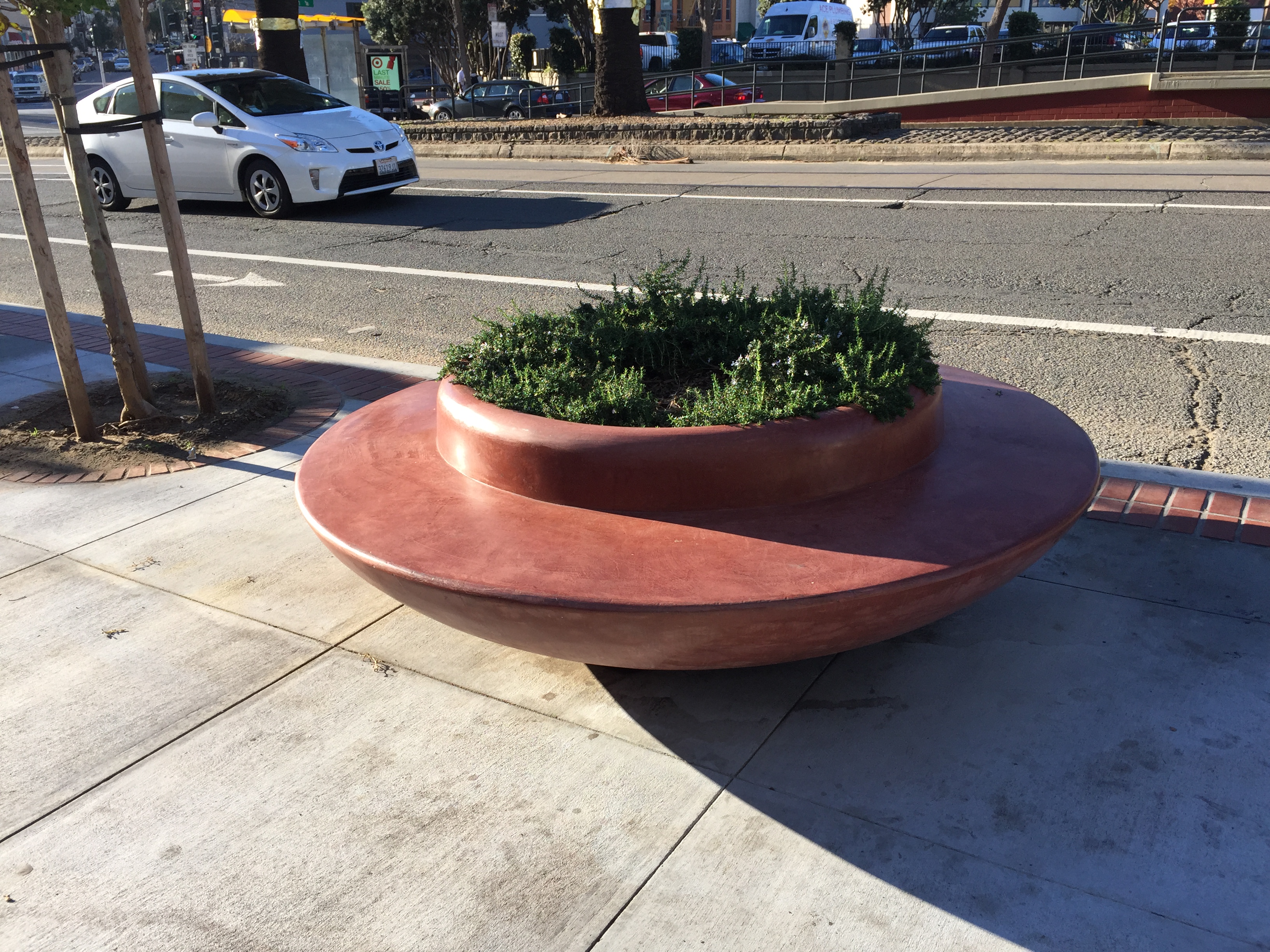 Concrete street planter